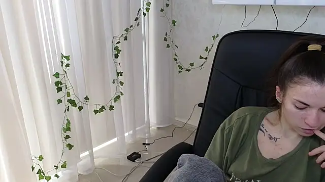 Ulyanix's cam snapshot