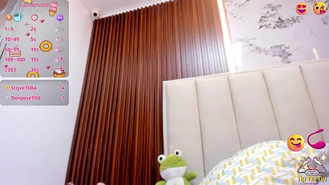 MADISON_ROWAN1's cam snapshot