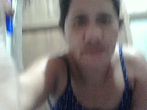 hotmama_063's cam snapshot