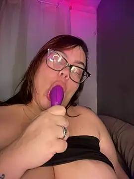 Fernandinhacarioca021rj's cam snapshot