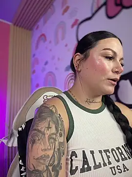 Megaan__More's cam snapshot