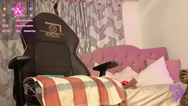 Laylafoxy_tay's cam snapshot