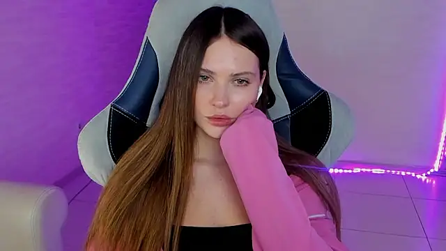 yourArya's cam snapshot