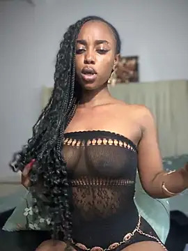 BhadBhad_Kitty's cam snapshot