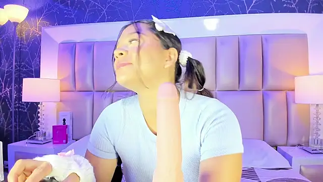 HatsaJones's cam snapshot