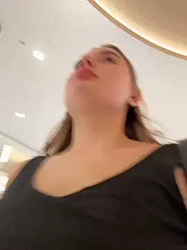 VineraSweet live sex cam