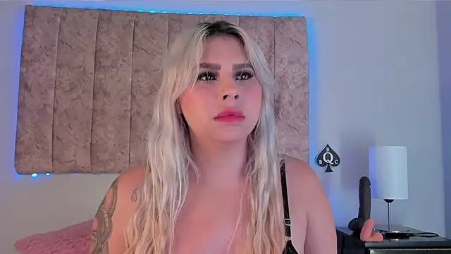 naomi_sanz's cam snapshot