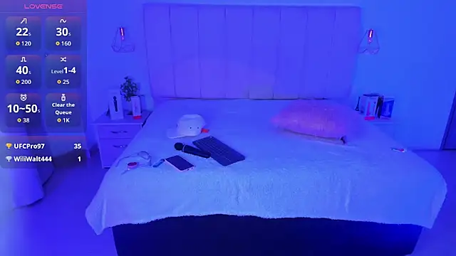 Gyal_8_'s cam snapshot