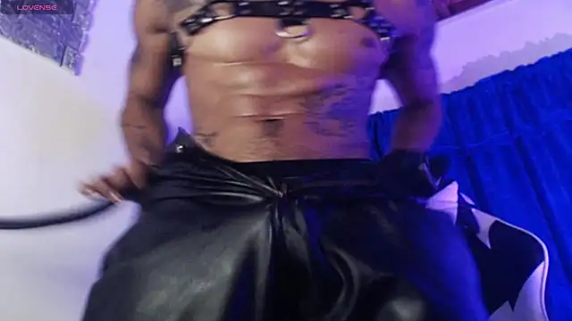 Ryan_coopper live sex cam