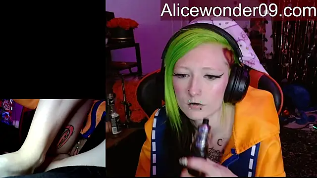 alicewonder09 live sex cam