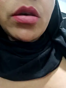 nadia__abaud live sex cam