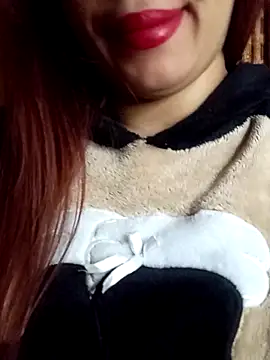 Zouzou_sexy's cam snapshot