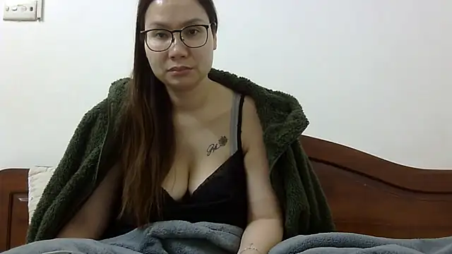 Kiko_sunflower live sex cam