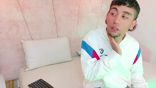 Annyeli live sex cam