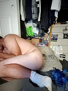 yourdirtysecret_23's cam snapshot