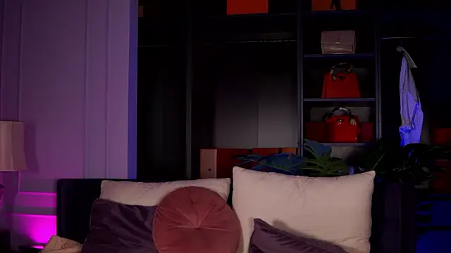 Monique_Celeste's cam snapshot