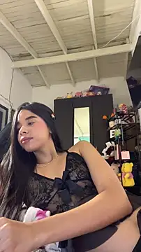 Milleradhara24 live sex cam