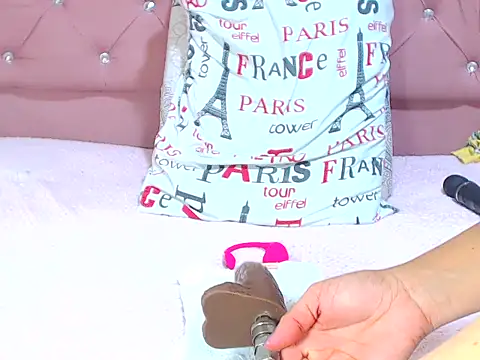 emassquirt29's cam snapshot