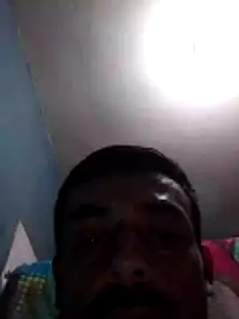 DiscreetEnergy44's cam snapshot