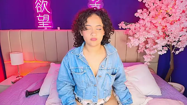 _sarahRose's cam snapshot