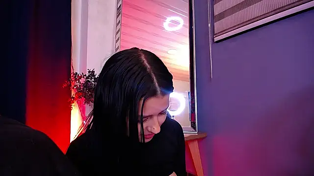 Emilyy05_'s cam snapshot