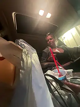 LilMissKaos live sex cam