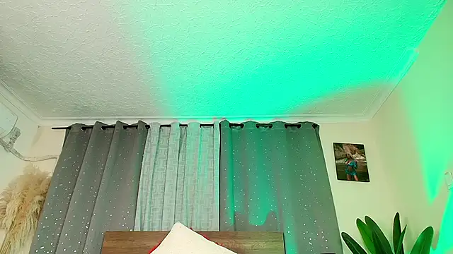 ViolettGomez_93's cam snapshot