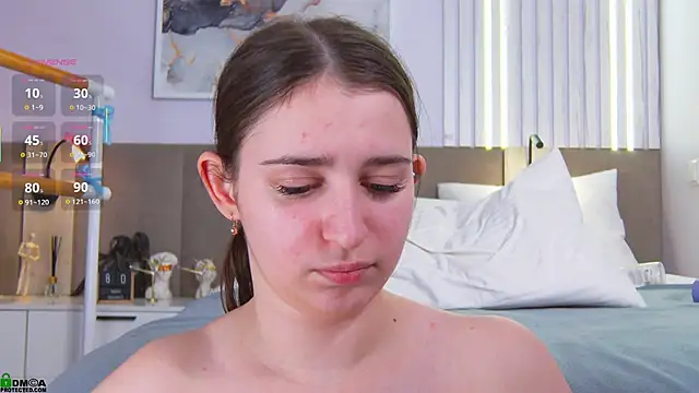 AnnaNoir live sex cam