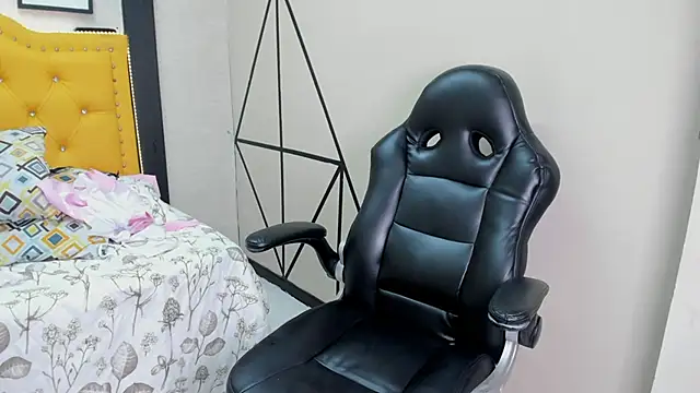 Tiara_Latina's cam snapshot