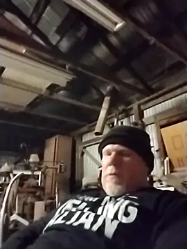 Reddog833 live sex cam