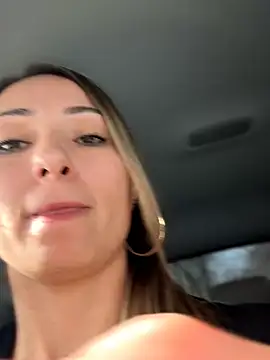 Wonder_Kari live sex cam