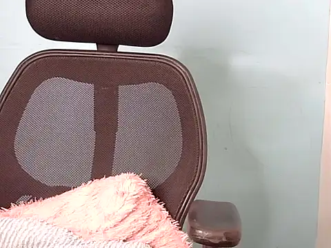 cute_sweeetu's cam snapshot