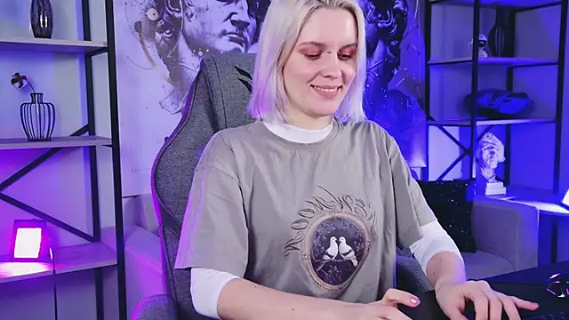 BethanyCloud live sex cam