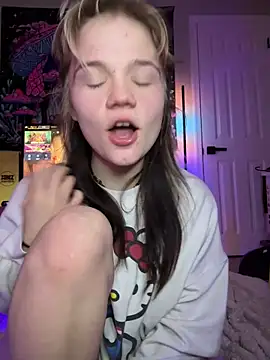 Cutiepiespanks's cam snapshot