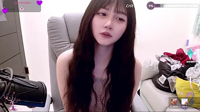 Khaleesi_ying_'s cam snapshot