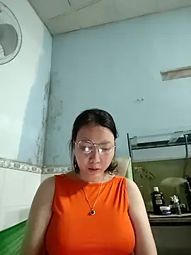 Famrita live sex cam