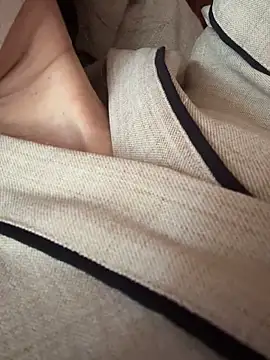 bi_biii live sex cam