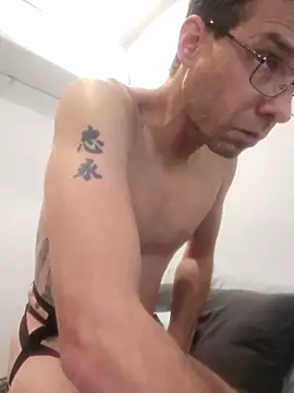 Sexychefstud11's cam snapshot