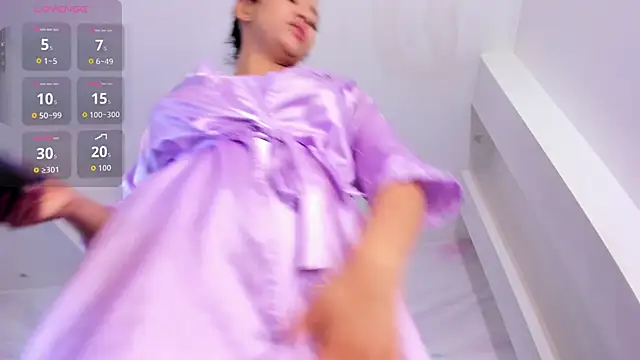 Lia_Guzman live sex cam