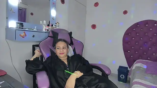 soffy_rosses's cam snapshot