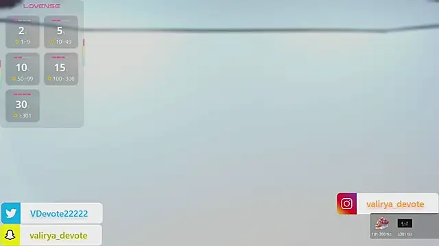 valirya_devote live sex cam