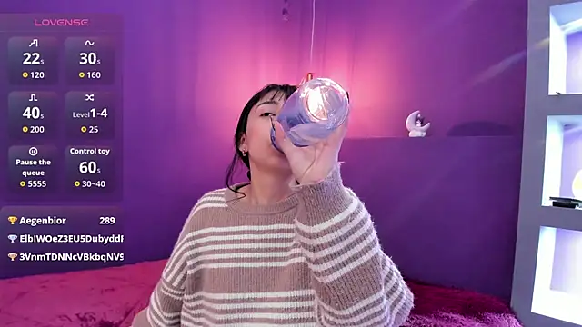 Isabella_Crofts's cam snapshot