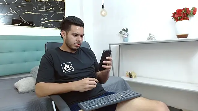 Trevor_Ash's cam snapshot