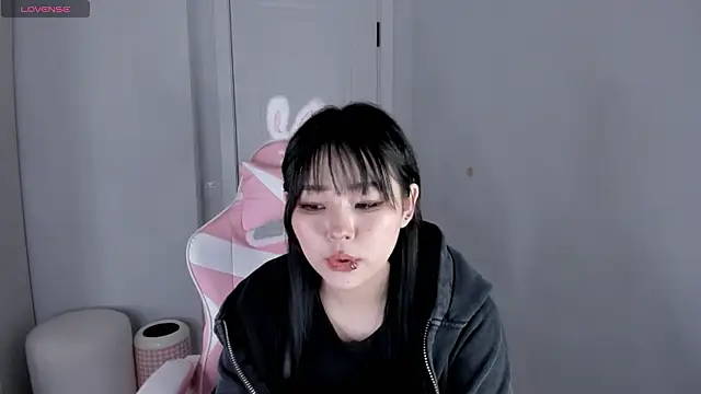 hee_young11 live sex cam