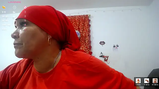 Uzziah_Sabag live sex cam