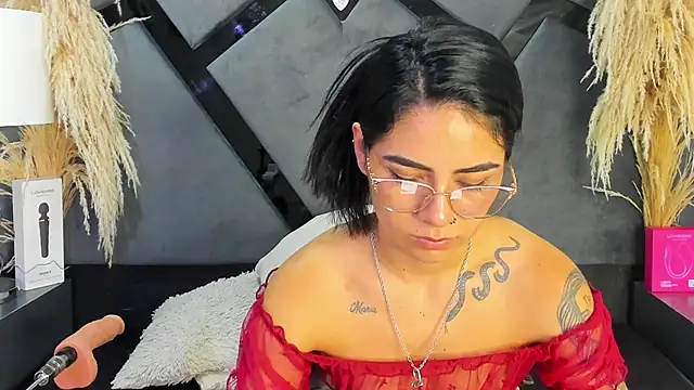NicoleEsposito live sex cam