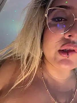 _Ninasanz live sex cam