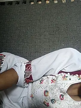 LOVELYKAJALBHABHI's cam snapshot