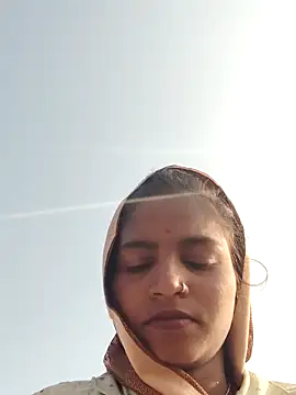 Gungun_thakur's cam snapshot