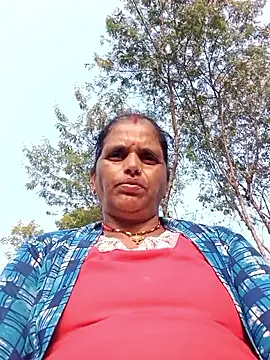 Manvi_hote's cam snapshot